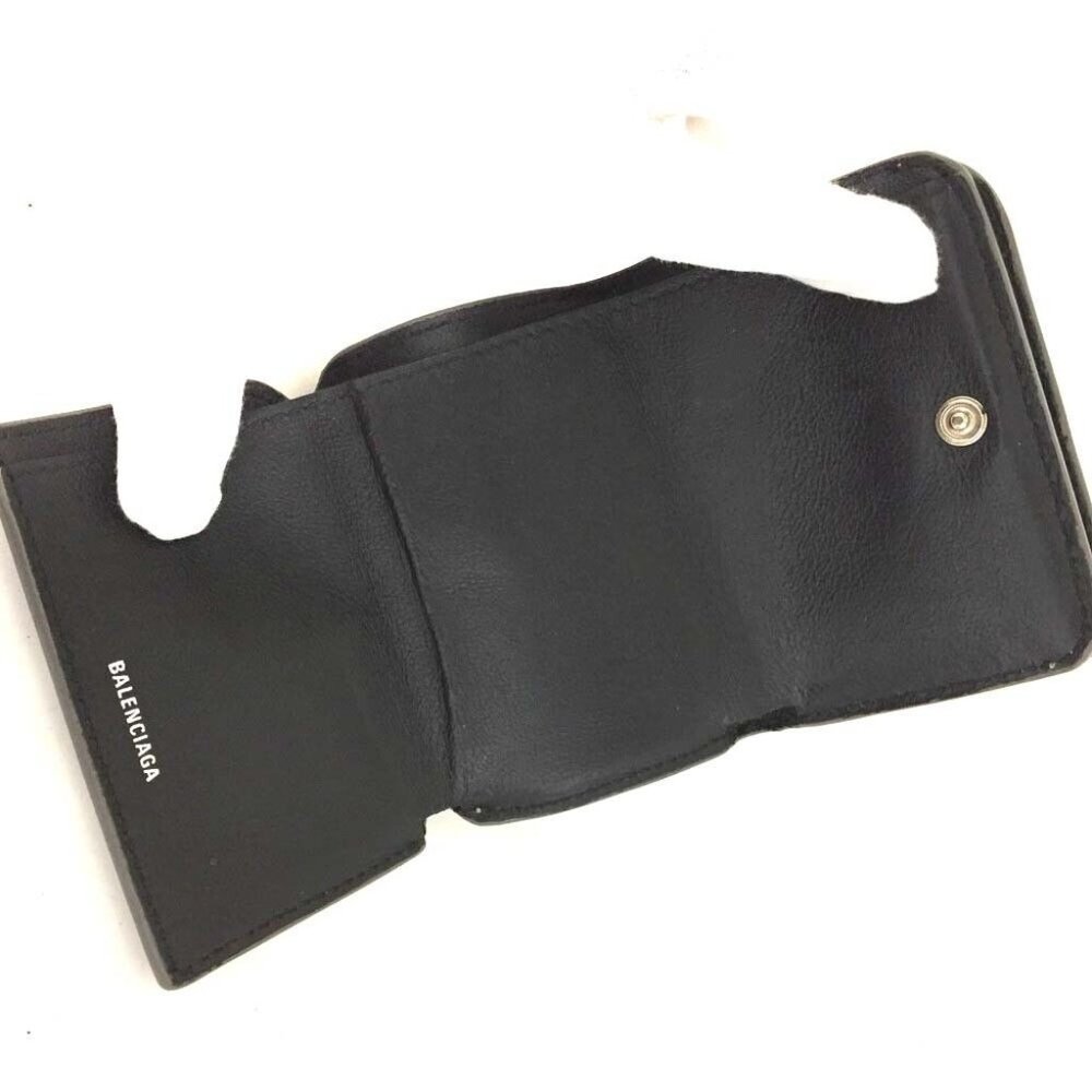 Balenciaga Gold Leather Wallet with Two Compartments and Snap Closure Coin Purse - Picture 4 of 7